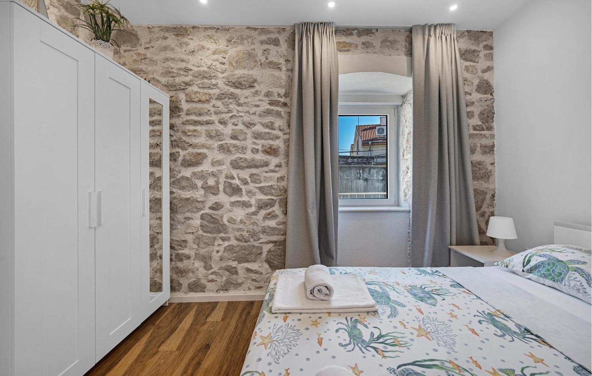 4 Bedroom Stunning Home In Murter Exterior foto